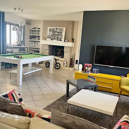 Les Maures Location Saisonniere Grand Toit-terrasse