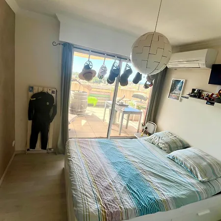 Les Maures Location Saisonniere Grand Toit-terrasse